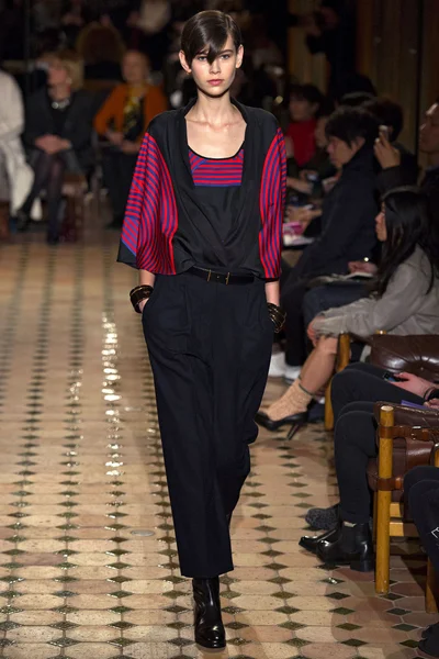 Look 23